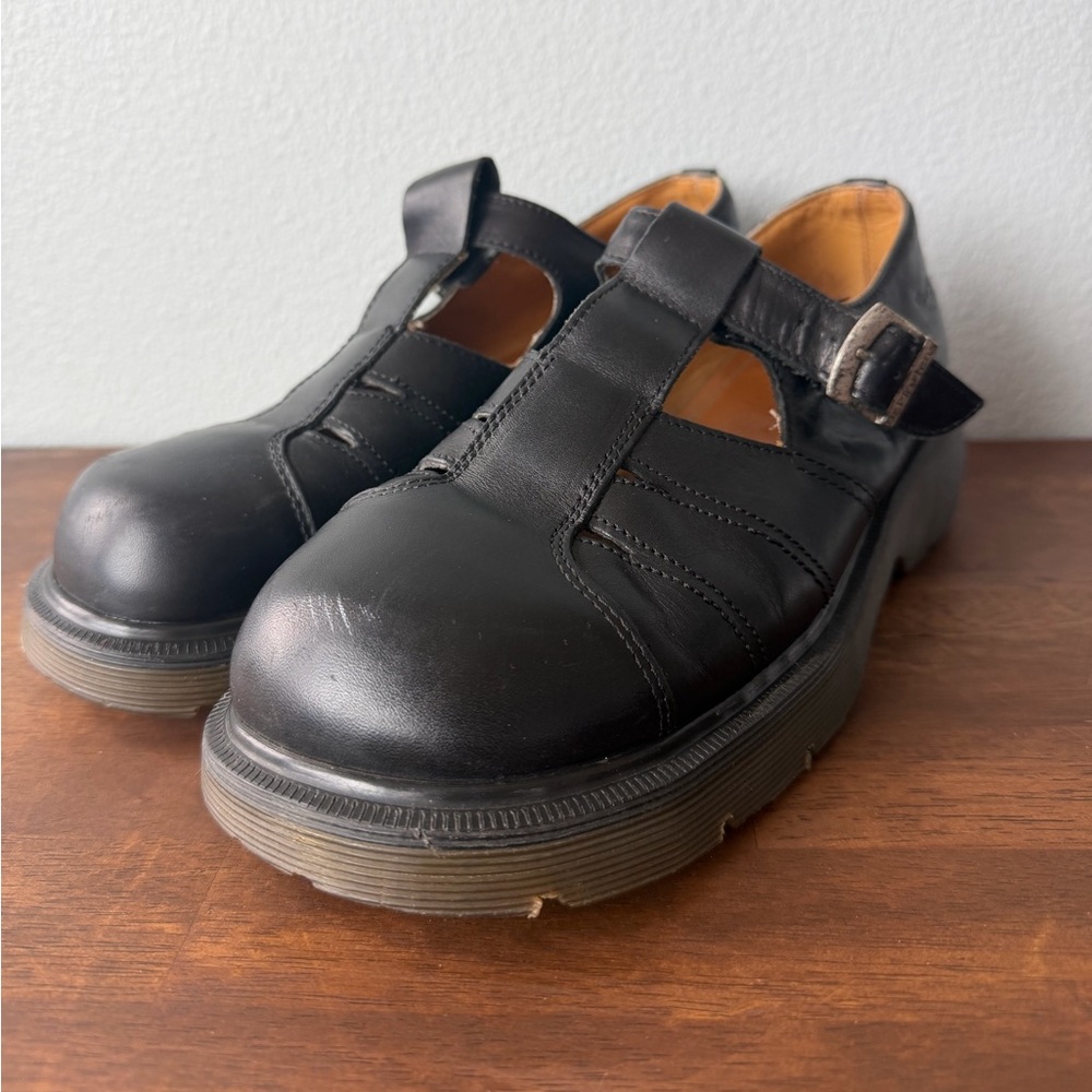 Dr. Martens black leather round toe chunky soles buckle Mary Janes Women’s sz 9